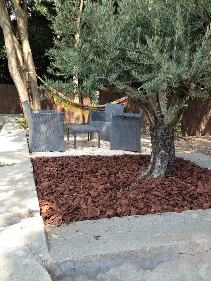 Au Vieux Lavoir Avec Parking Prive, Jardin , Climatisation, A 500 M De La Cite *