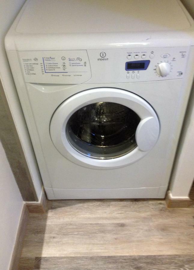 Appartement Au Vieux Lavoir Avec Parking Prive, Jardin , Climatisation, A 500 M De La Cite Carcassonne