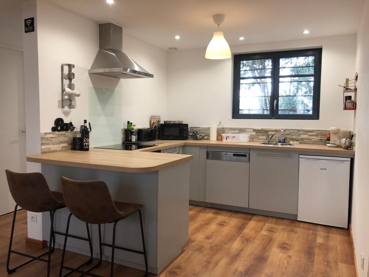 Au Vieux Lavoir Avec Parking Prive, Jardin , Climatisation, A 500 M De La Cite